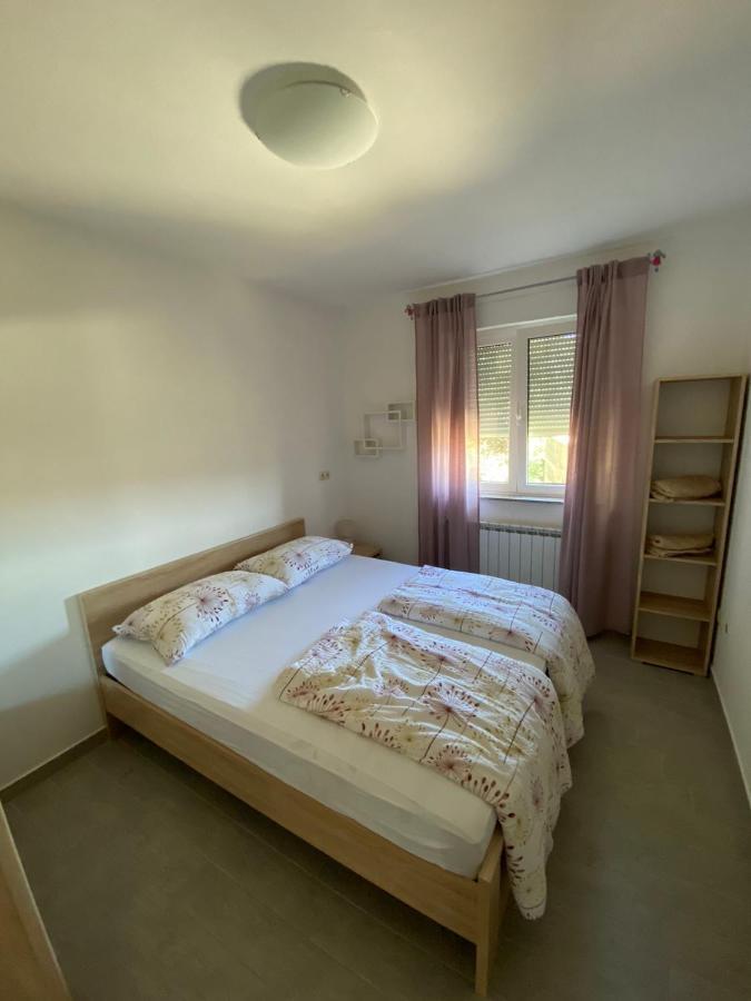 Apartman Ana Кампор Экстерьер фото