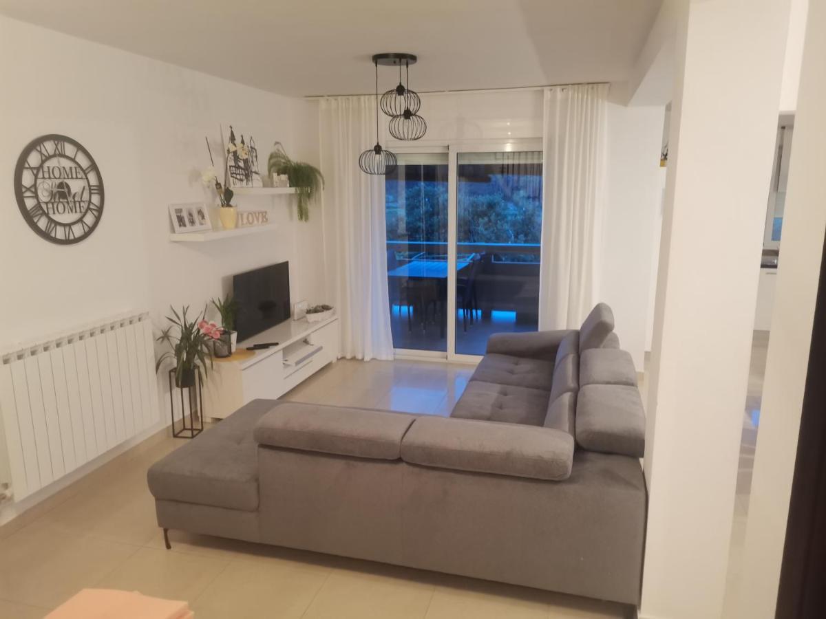 Apartman Ana Кампор Экстерьер фото